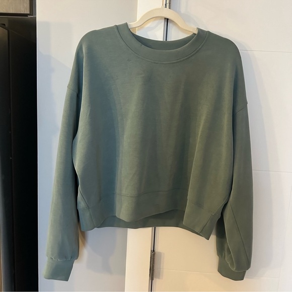 Lululemon Perfectly Oversized Cropped Crew *softstreme - Picture 3 of 7